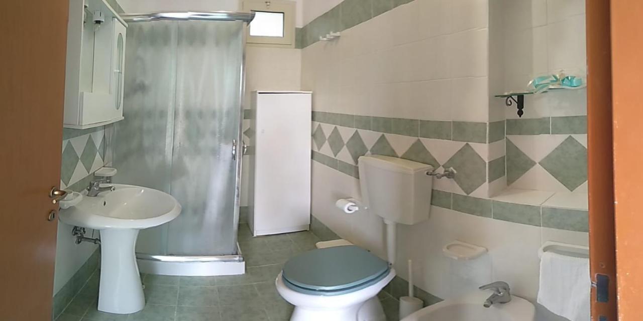 Casale Hibiscus Villa Santa Maria Del Focallo Luaran gambar