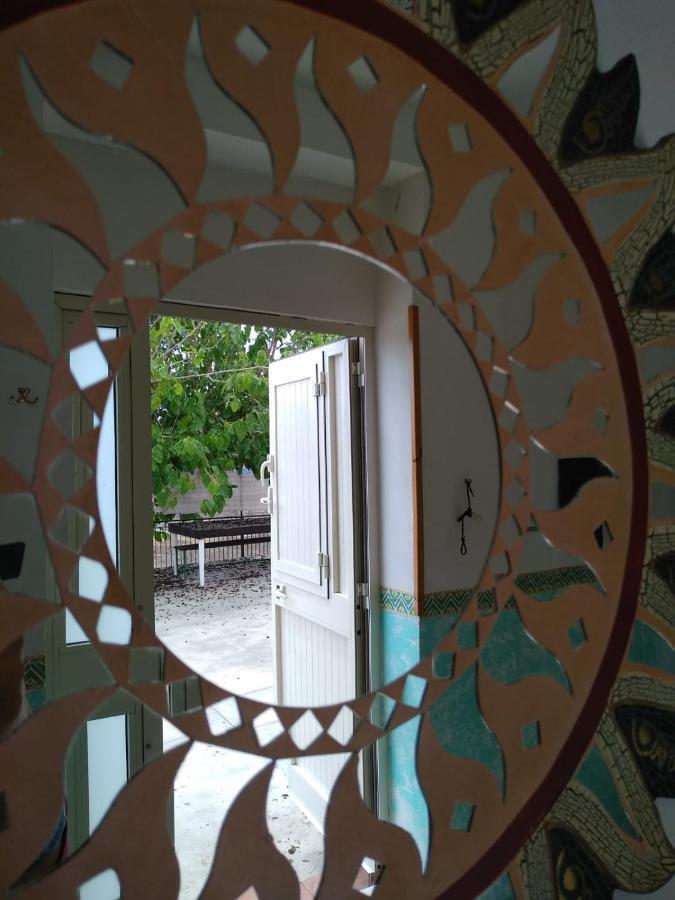 Casale Hibiscus Villa Santa Maria Del Focallo Luaran gambar